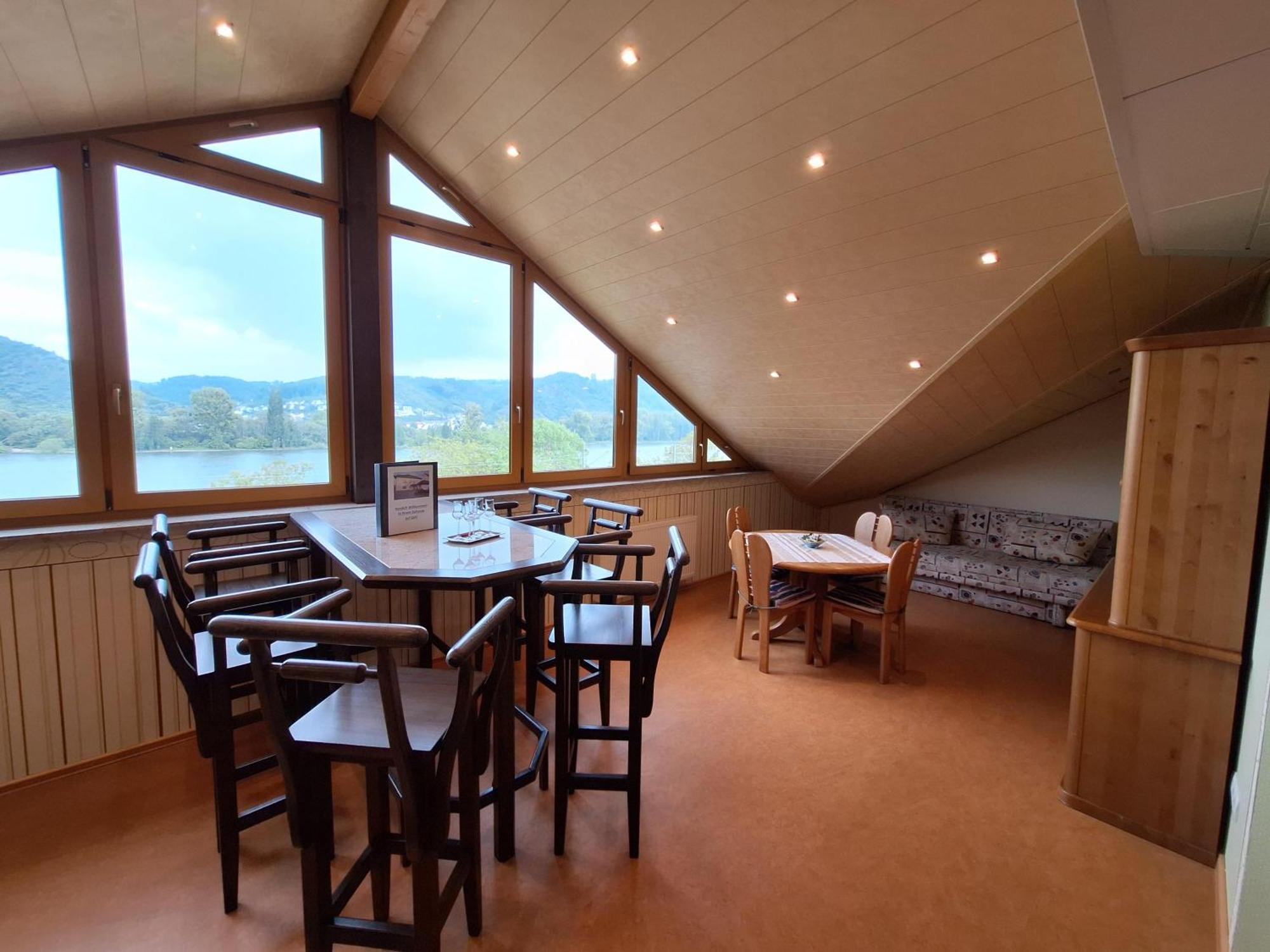 Ferienwohnung Rhens Am Rhein Екстериор снимка